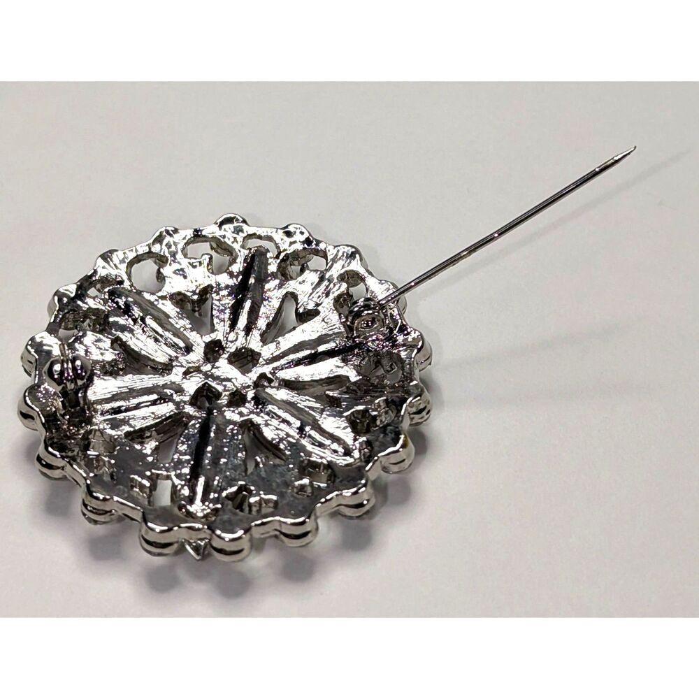 Round Marquise Rhinestone Flower Brooch - Picture 4 of 6
